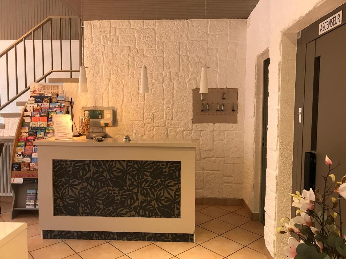Hotel Alpes Cevennes Guilherand-Granges エクステリア 写真